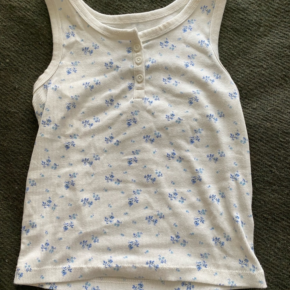 GAP Cropped Flower Tank Top